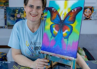 Borboleta Tecnicolor Acrílica